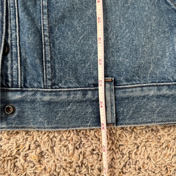 Madewell The Oversized Trucker Jean Jacket in Sentell Wash: Snap-Front Edition - Picture 11 of 11